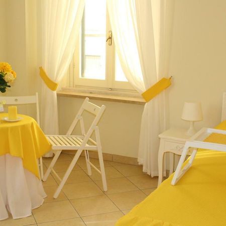 B&B Bouquet di fiori Penne Esterno foto